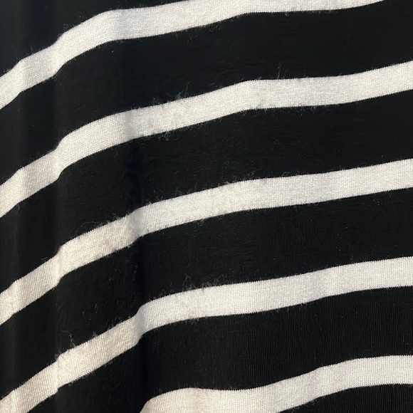 Striped maxi dress with side slits - Picture 2 of 8